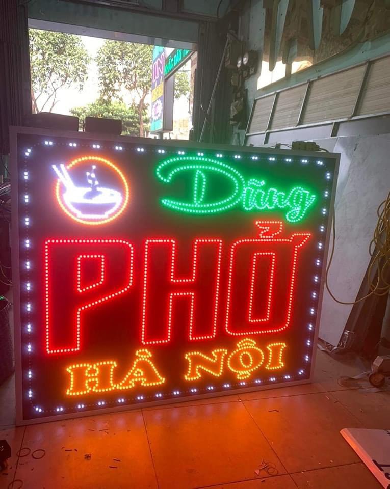 BẢNG HIỆU ĐÈN LED